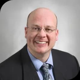 Portrait: Dr. Oliver Massmann